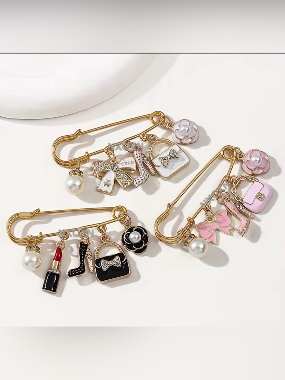 Charm Safety Pin or Brooches pink,white or black pick one Choose your color - Picture 1 of 17